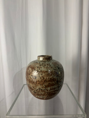 Ceramic vase