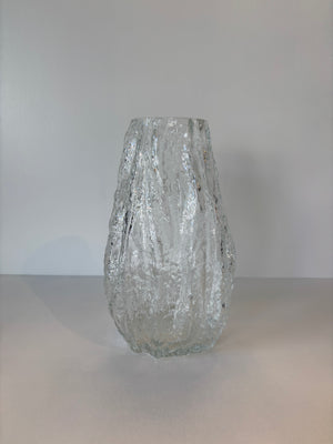 Glass vase