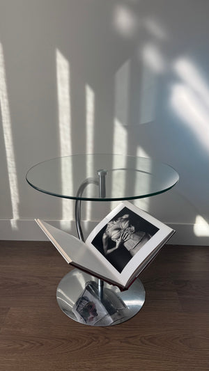 Glass side table with magazine holder