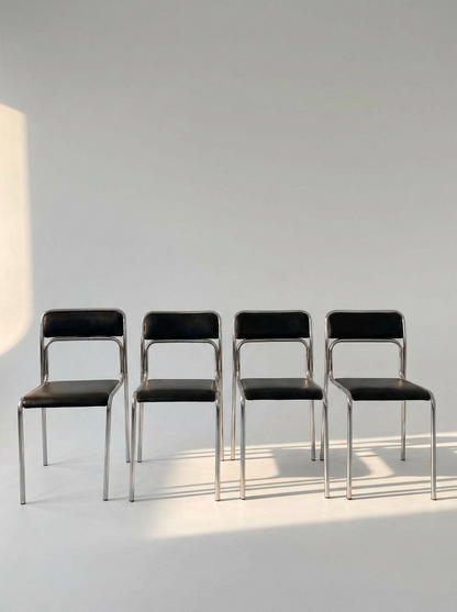 Set of 4 bauhaus chairs in black leather