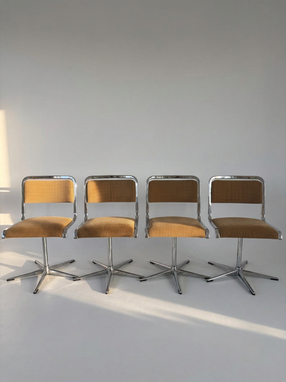 Set of 4 70's Eka chairs