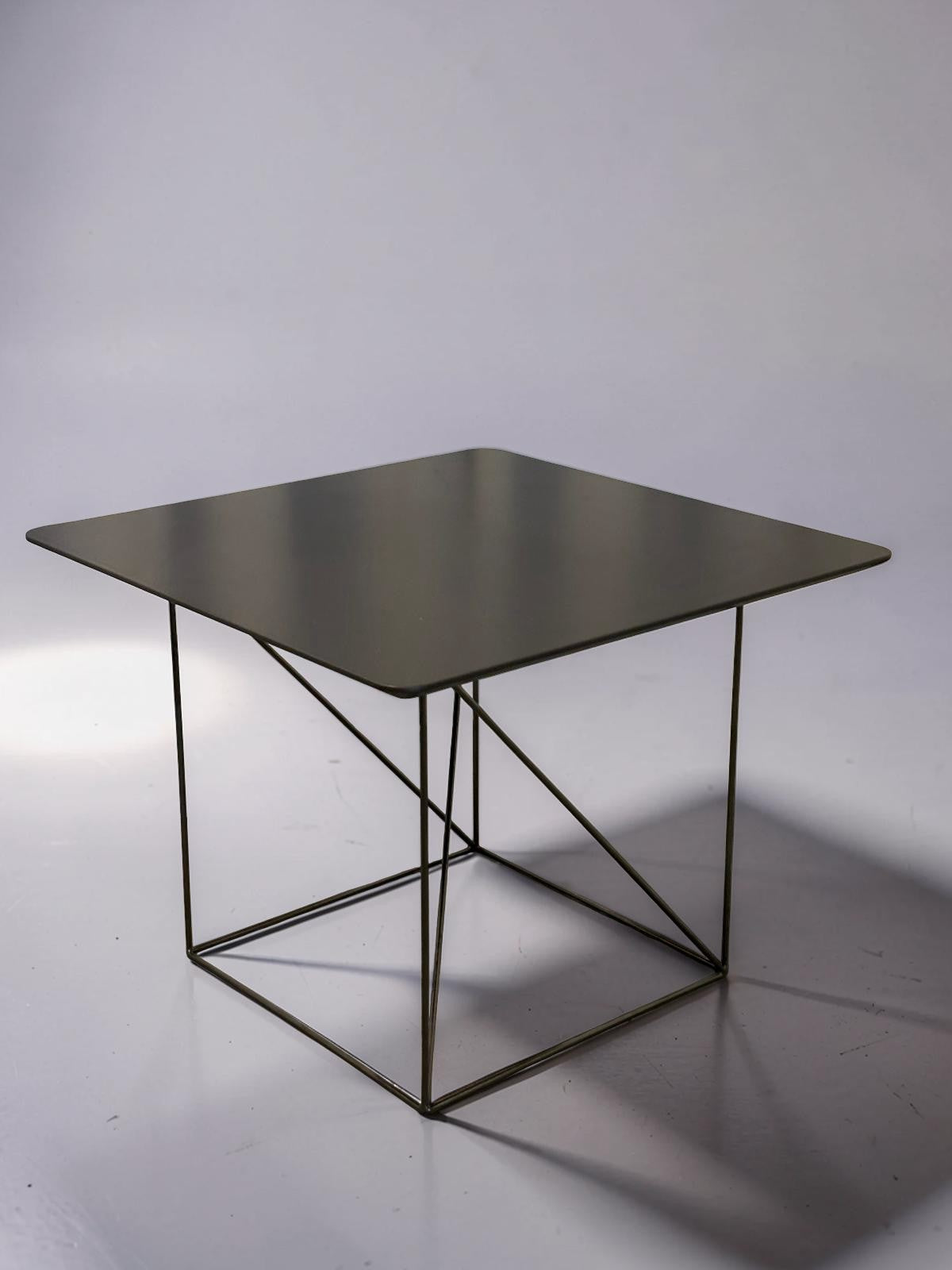 Cor Pilotis coffee table
