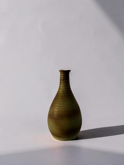 Ceramic vase