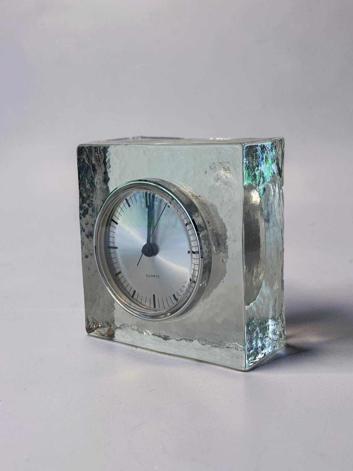 Heavy glass table clock