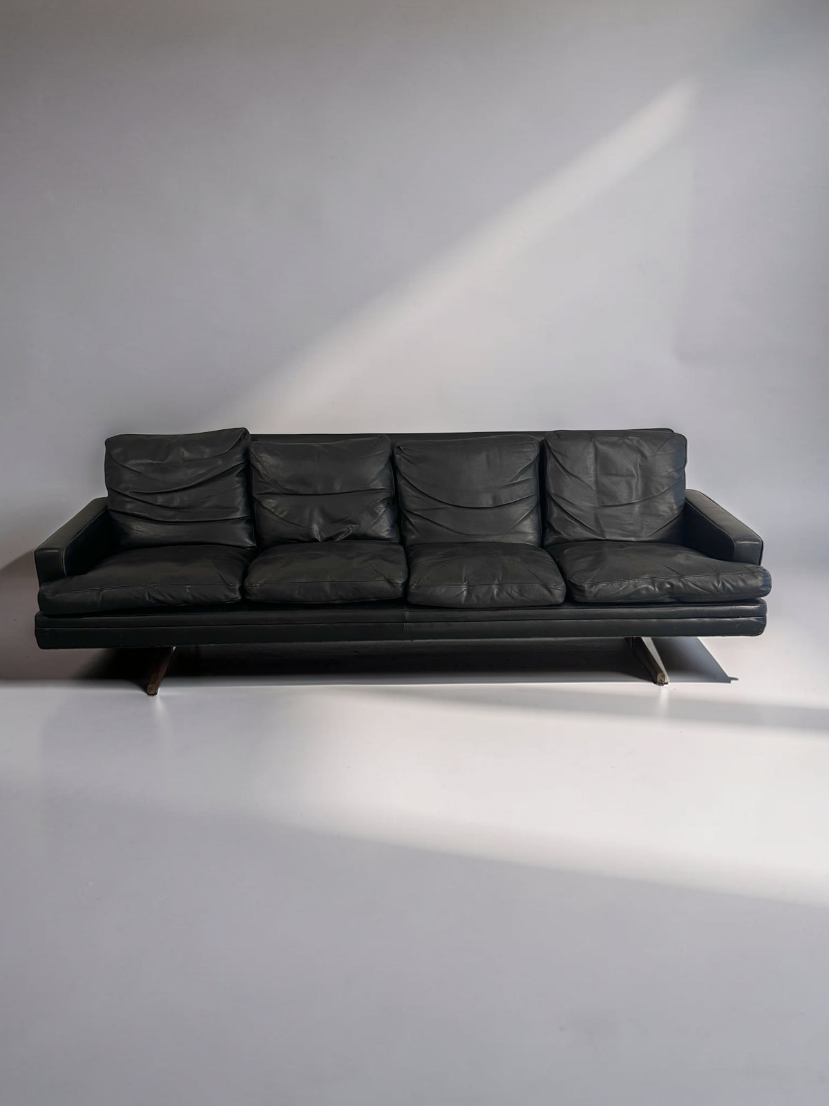 Four seat leather sofa 1960s
