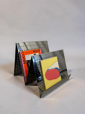 Metal magazine rack